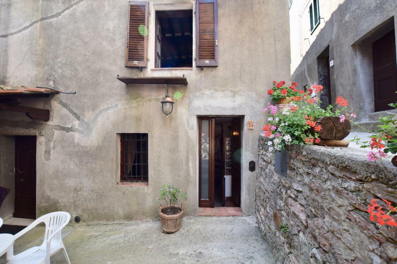 فيلا Luciano E Norma House Il Rustico Gerfalco المظهر الخارجي الصورة